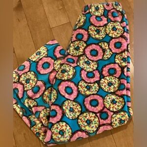 Made With Love & Kisses Girls’ Doughnuts Fleece Pajama Lounge Pant Size 12-14